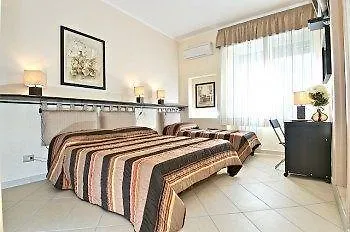 Bed & Breakfast Emozioni Romane 4*